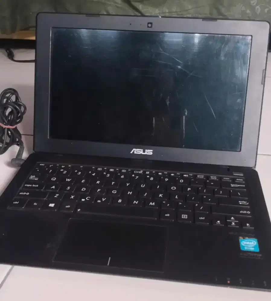 Notebook Asus X200CA