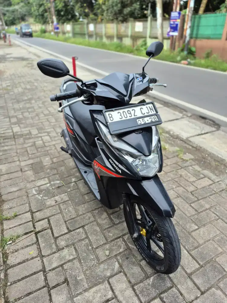 Dijual Honda Beat Eco tahun 2018 surat lengkap