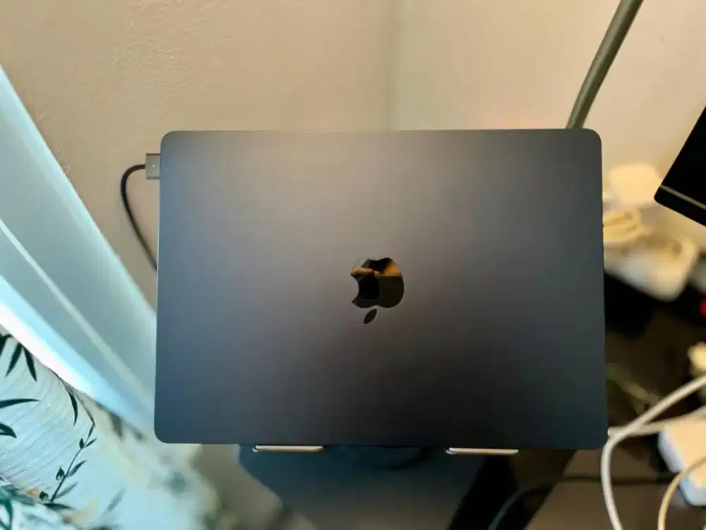 MacBook Air 2022 M2 8/256 GB MIDNIGHT