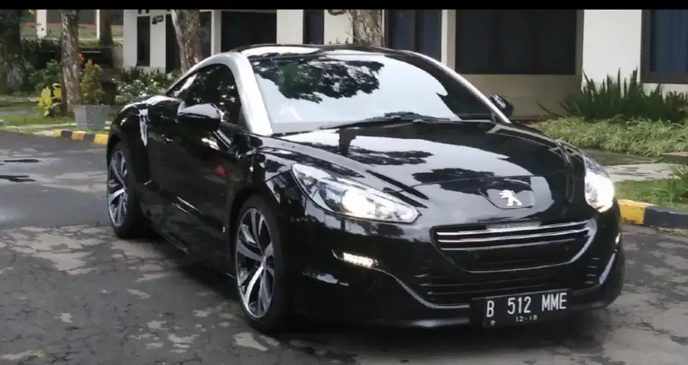 Peugeot RCZ Black