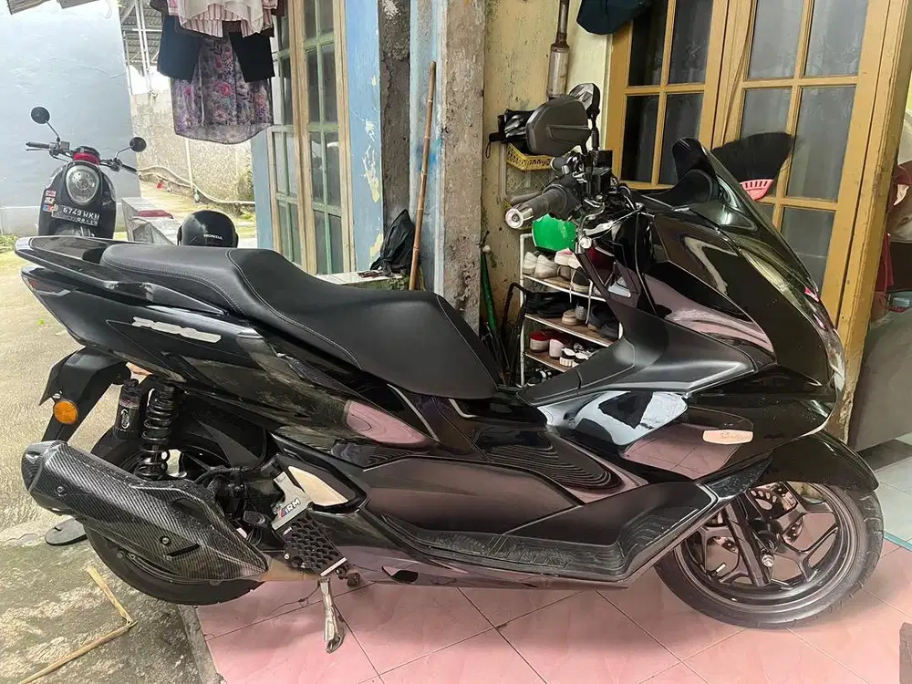Honda PCX CBS tahun 2023