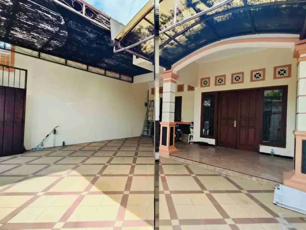 Jual rumah Modern Tropis