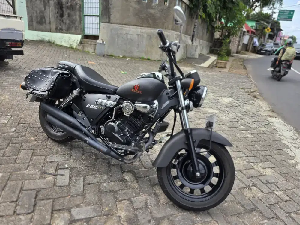 BENELLI MOTOBI EFI TH 2019, KM RENDAH