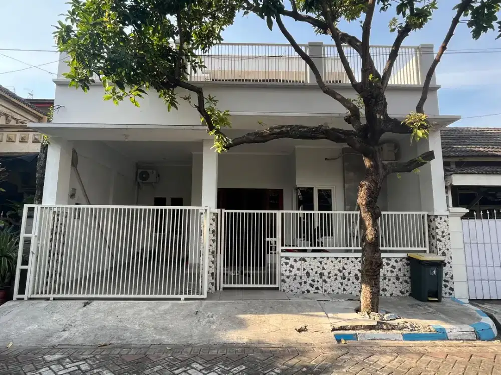 RUMAH SIAP HUNI 2 LANTAI SEMI FURNISH RUNGKUT MAPAN TENGAH SURABAYA