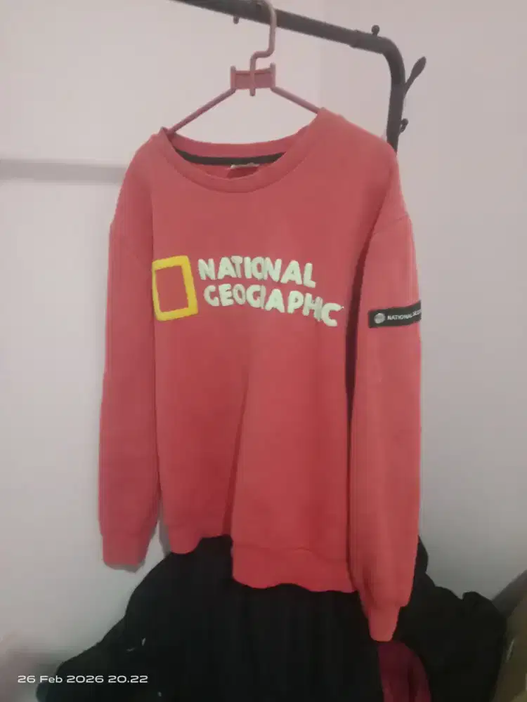 sweater national geographic