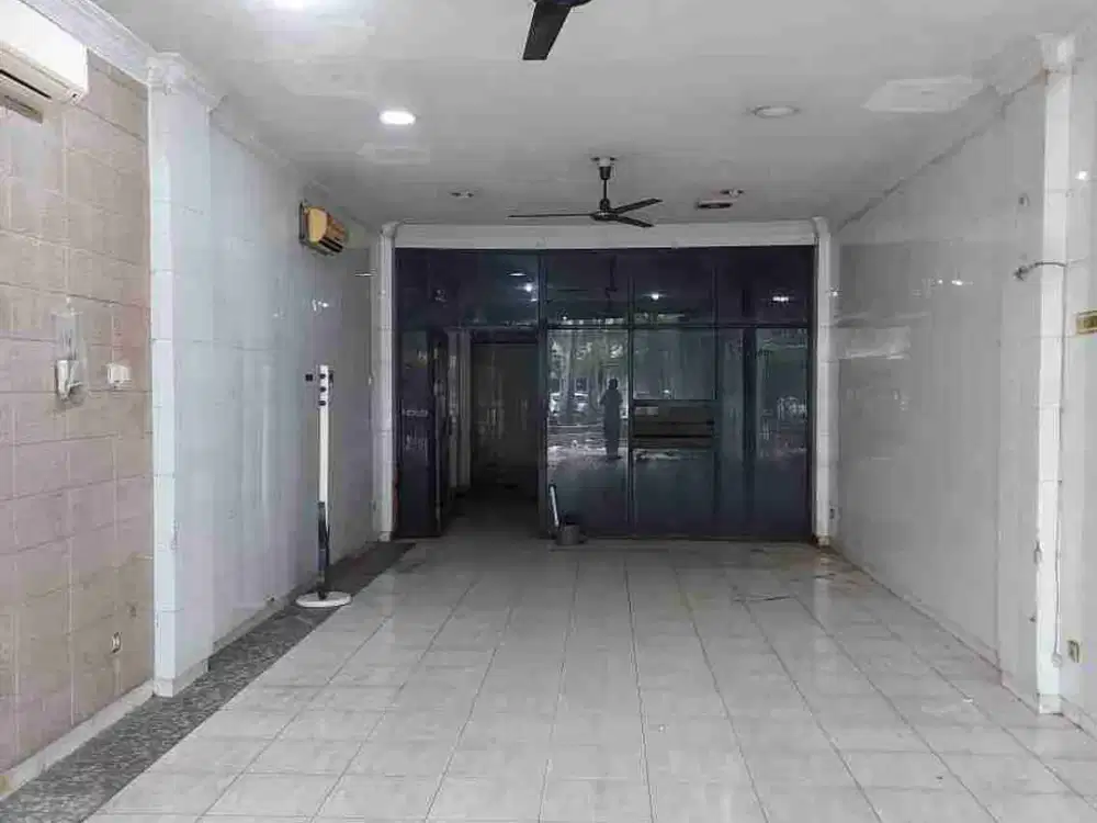 Sewa Ruko Mutiara Taman Palem 3 lantai murah