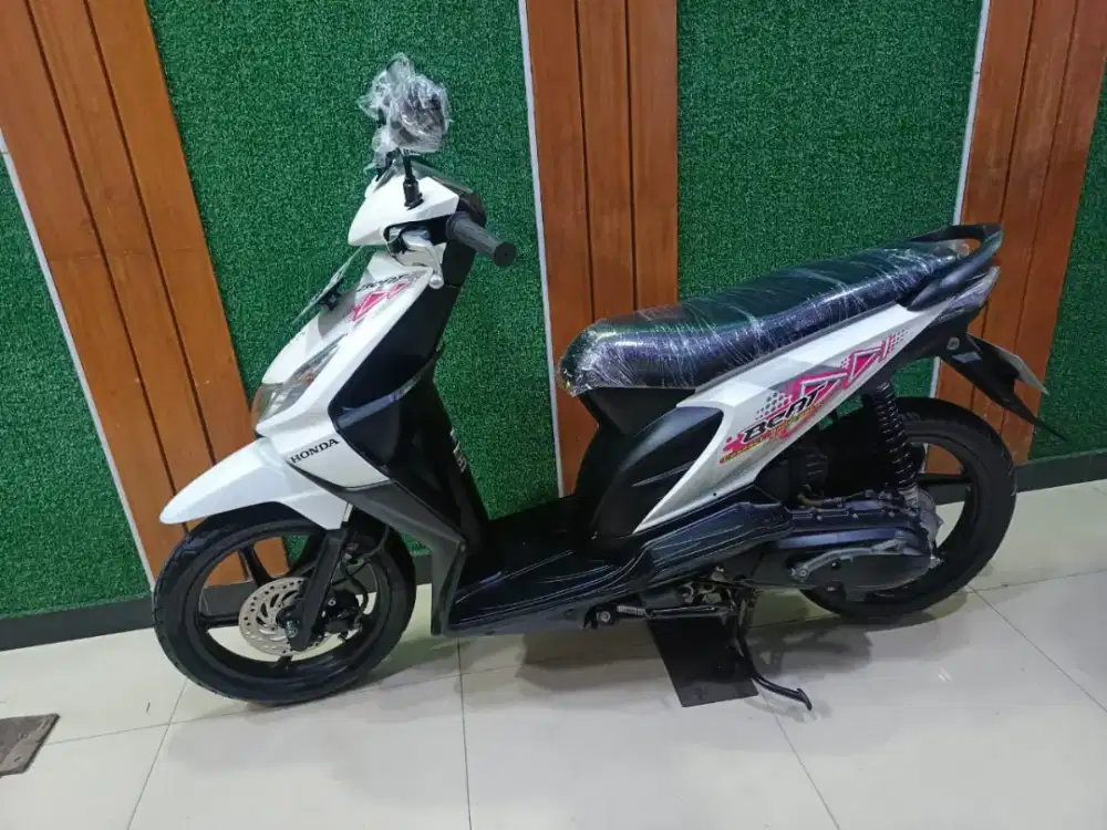 UD ENY MOTOR - Honda Beat karbu thn 2011