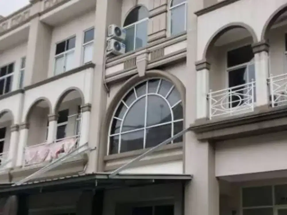 Ruko Murah Semi Furnished Siap Pakai Grand Galaxy City Lokasi Ramai Surat SHM