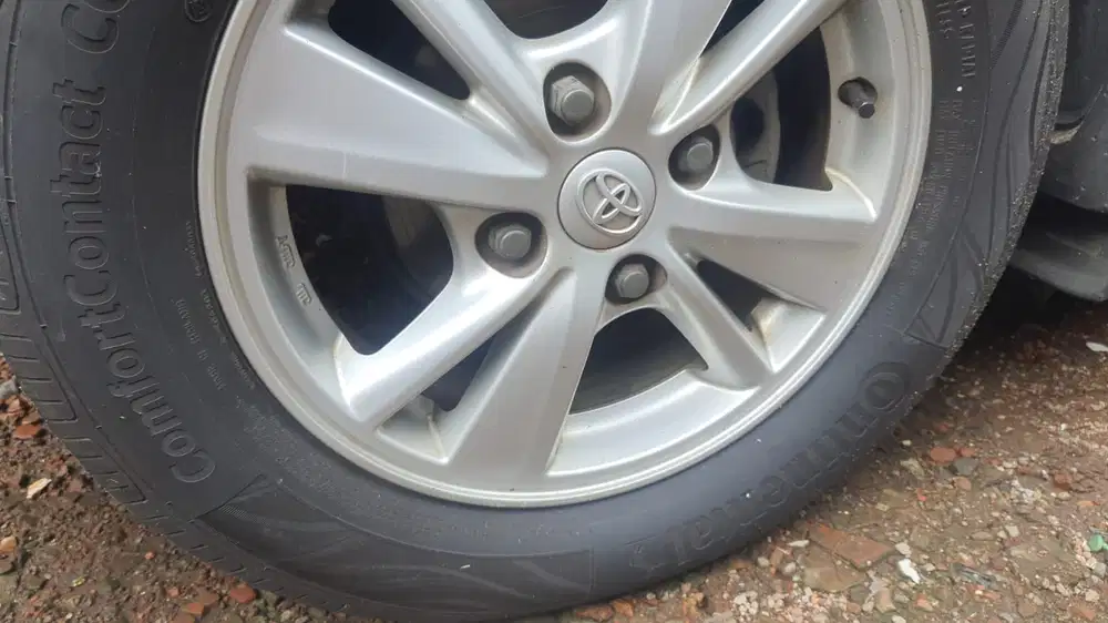 Toyota Avanza 2013 Bensin