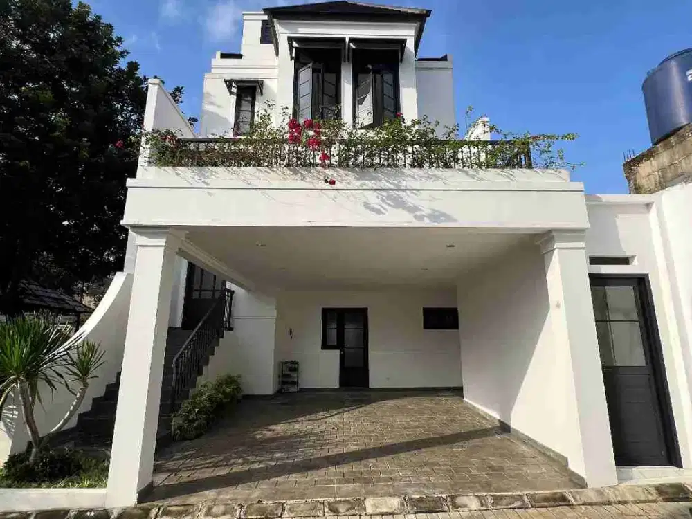 HUNIAN MEWAH MODERN CIPEDAK JAGAKARSA JAKARTA SELATAN