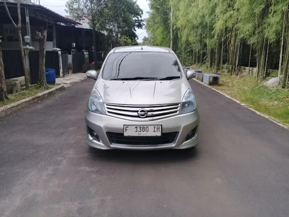 GRAND LIVINA 2013 XV 1.5 ULTIMATE MATIK SIAP PAKAI