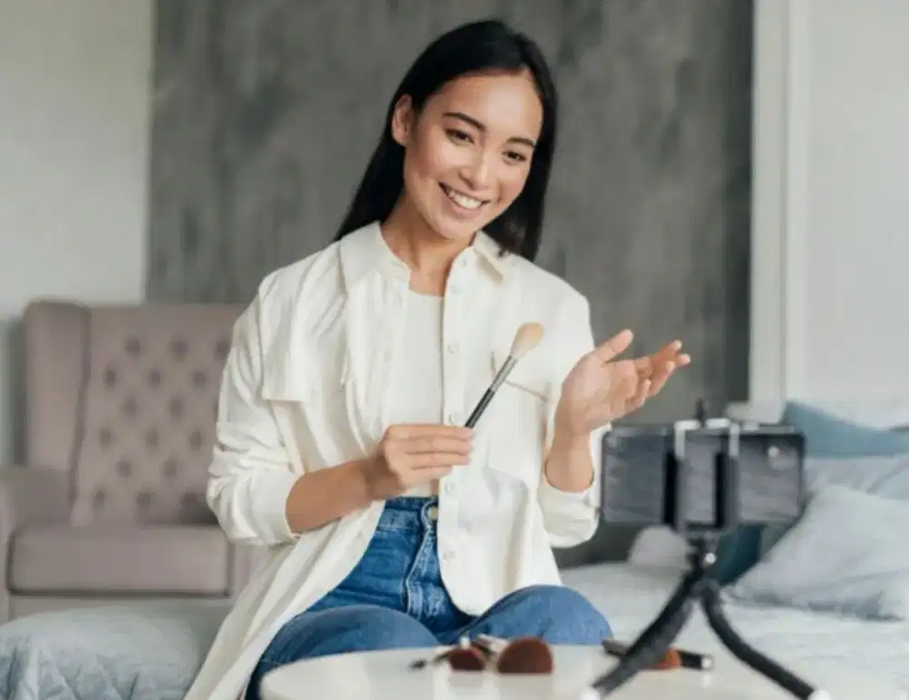 HOST LIVE area citra raya