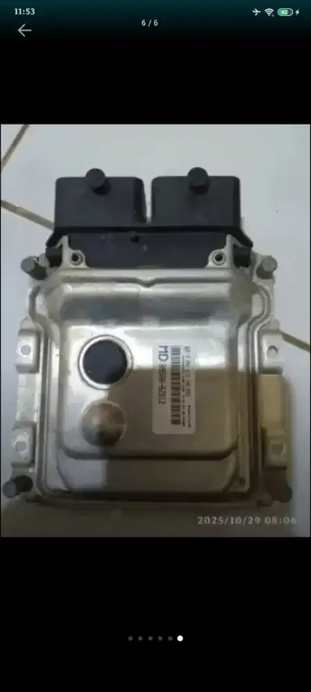 ECU computer engine control unit MD-89560-BZB12