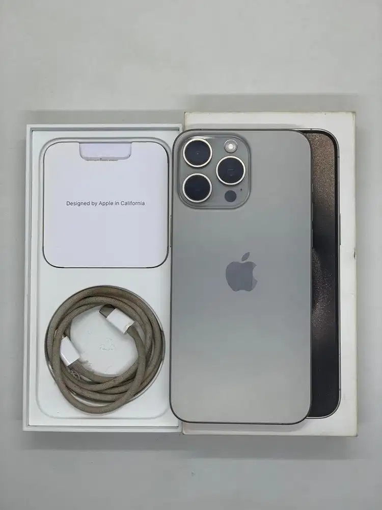 iPhone 15 Pro Max 256GB Resmi ex Digimap Natural Titanium