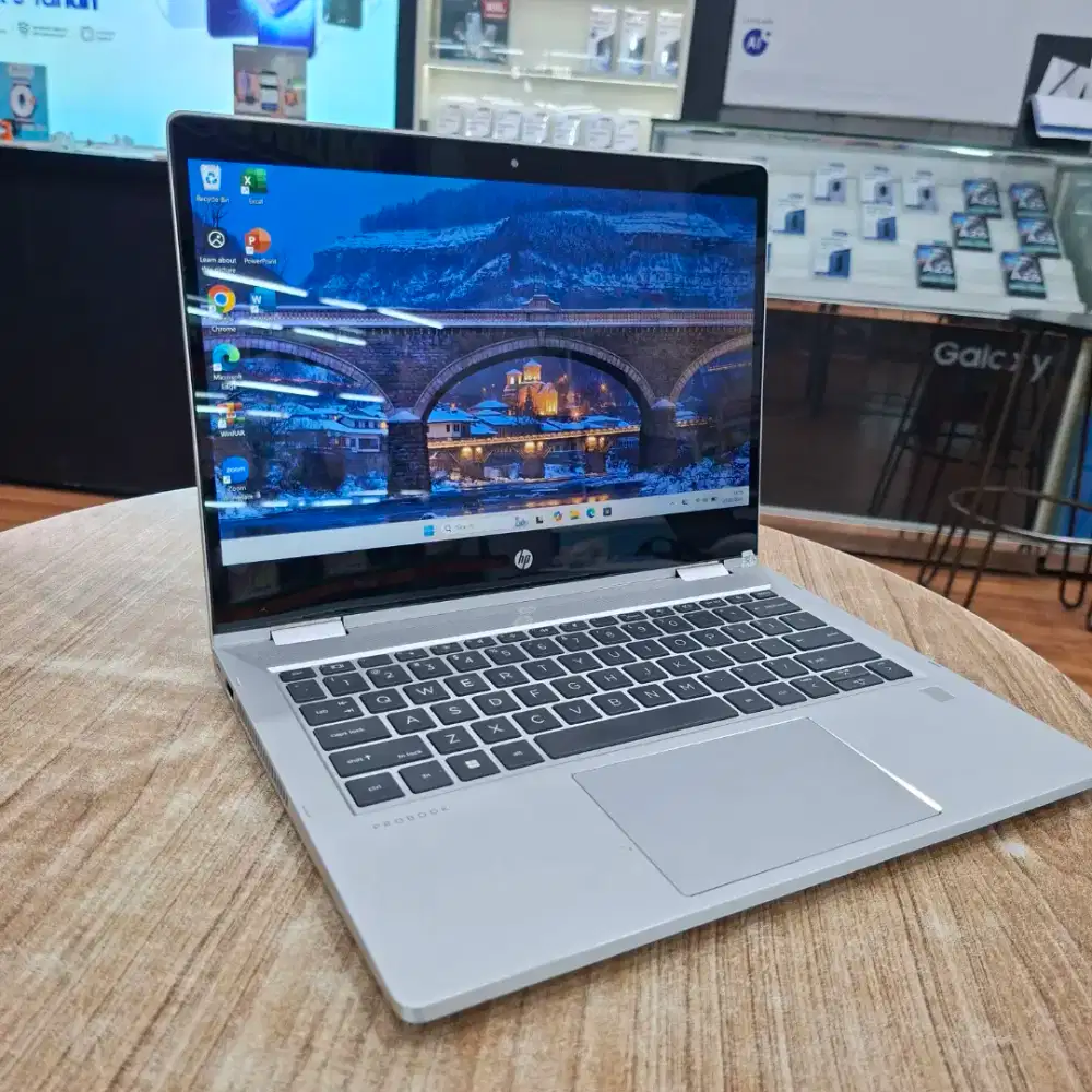 LAPTOP LAYAR SENTUH SYLUS BODY SLIM