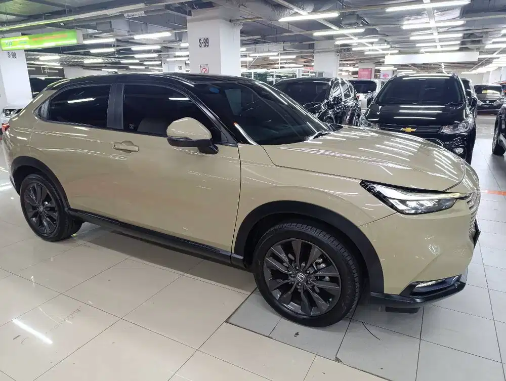 Cakep Honda HR-V HRV SE 1.5 AT Tahun 2022/2023