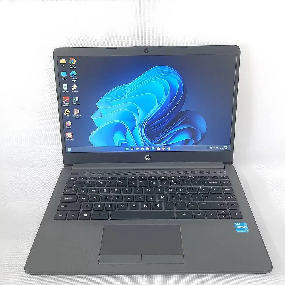 PROMO LAPTOP HP 240 G8 CORE I3-1115G4 RAM 4GB SSD NVME 256GB