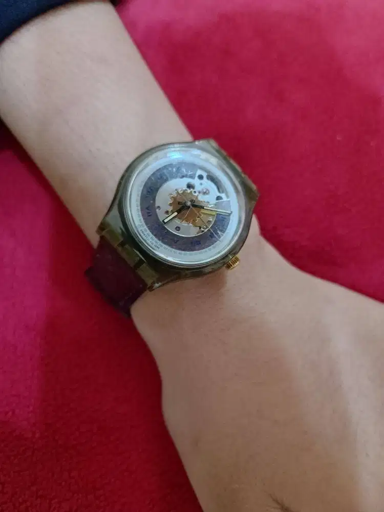 Die mechanische Swatch Automatic Boxed 1991 Leather Wrist B Swiss Made