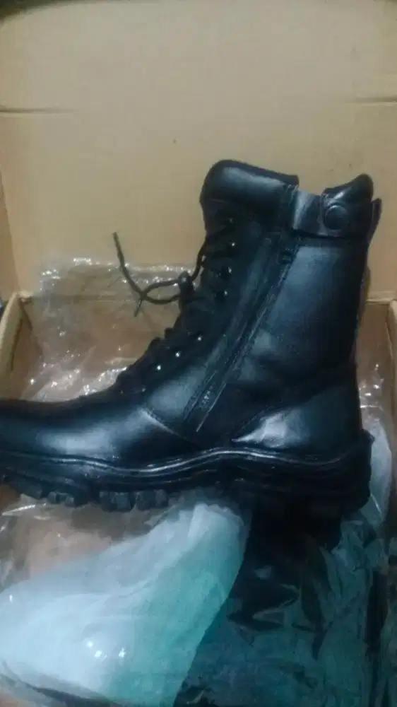Sepatu pdl. Security. Polri. TNI.