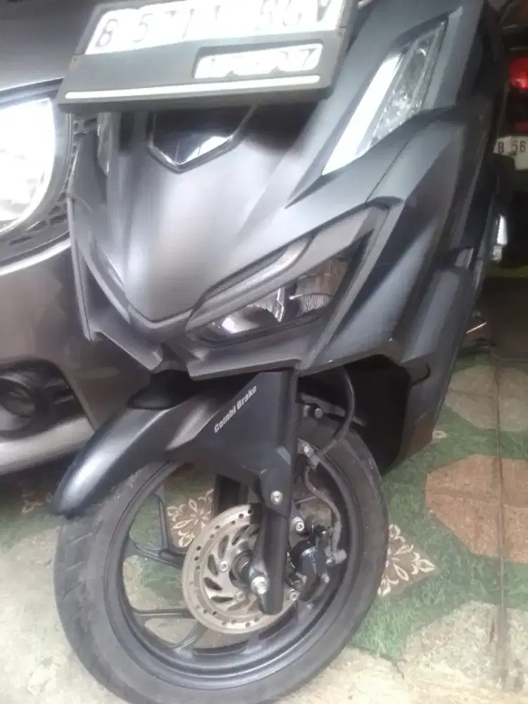 Vario 2022 160cc keyless hitam mulus