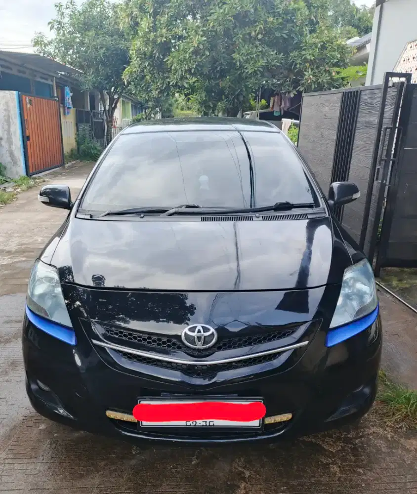 Vios l M/T 2010 Hitam