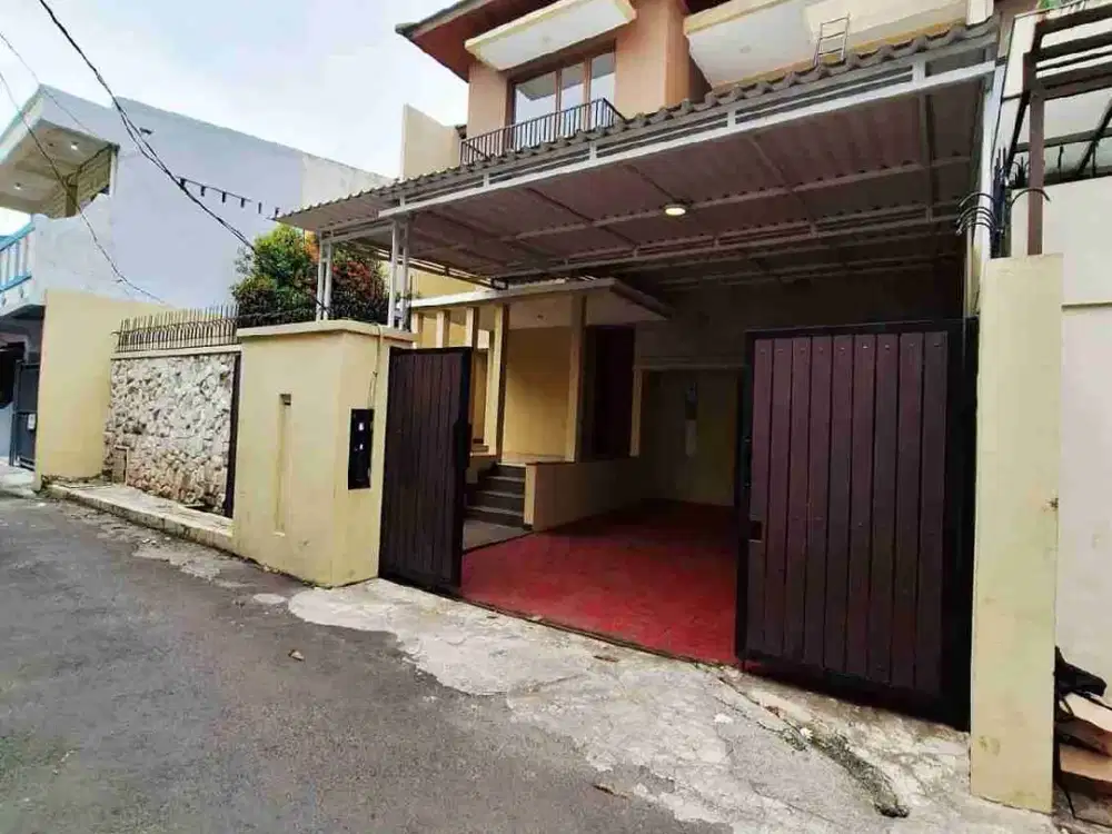 JUAL RUMAH DIKEMANG, CIPETE, CILANDAK JAKARTATA SELATAN, SWIMMING POOL