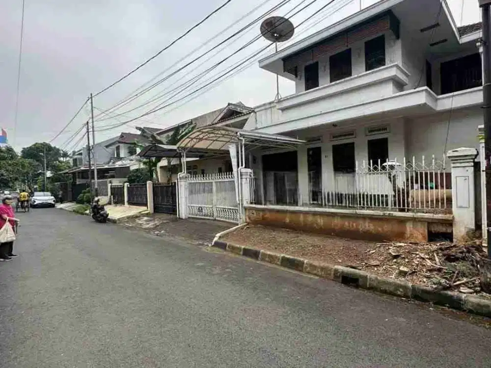 DIJUAL RUMAH DI PONDOK INDAH HARGA NJOP , JAKARTA SELATAN