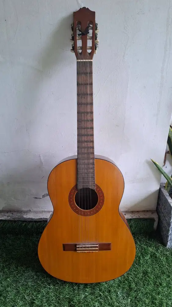 Gitar Akustik Yamaha C330A