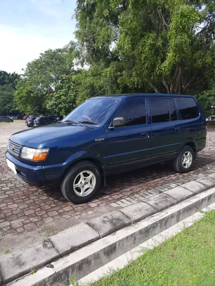 KIJANG KAPSUL 1,8 LSX MT