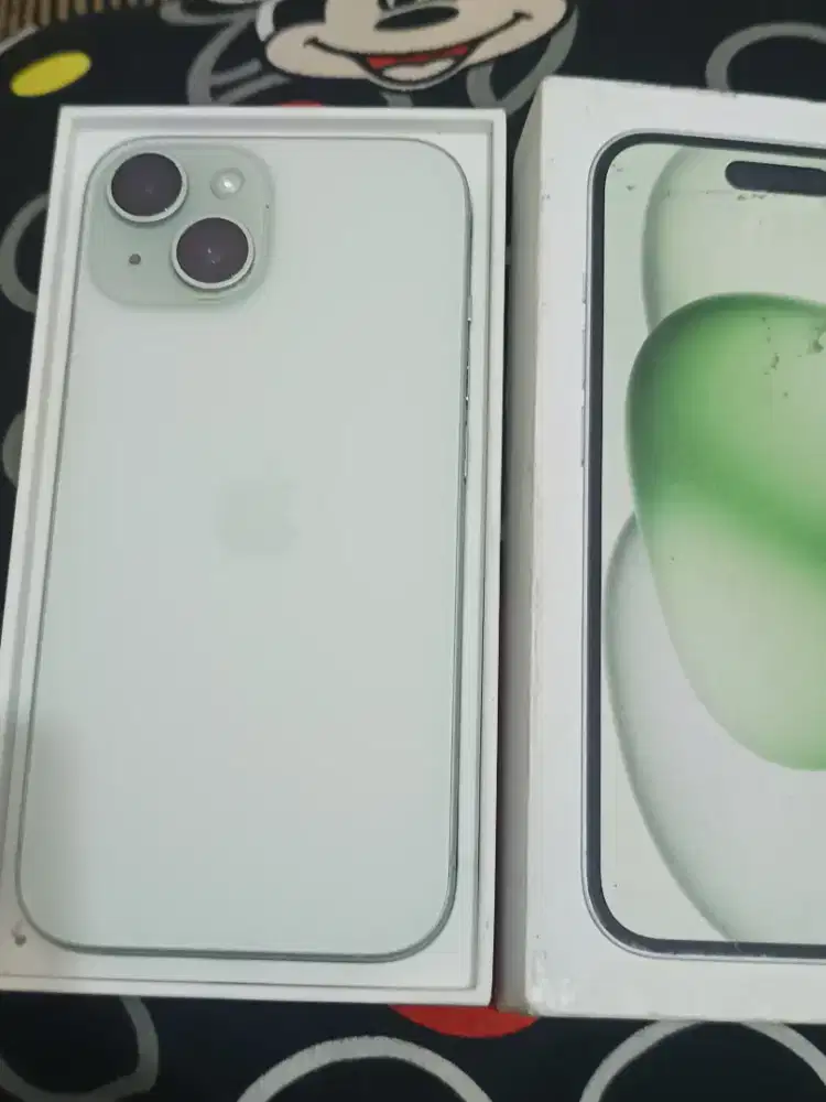 Jual cepat iphone 15 basic 128 ibox