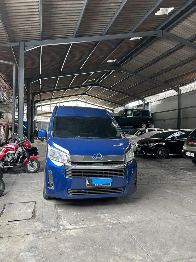 Hiace Premio Modif Mewah