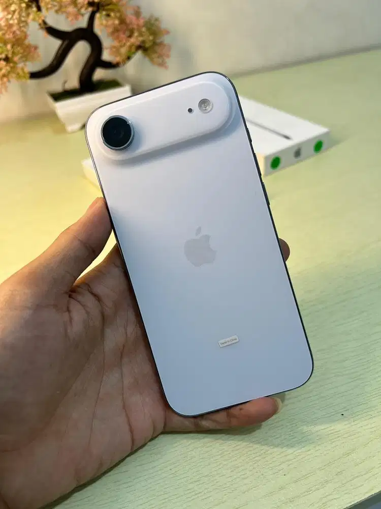 IPhone Air 256 GB BH 100% IBox Garansi Resmi Panjang