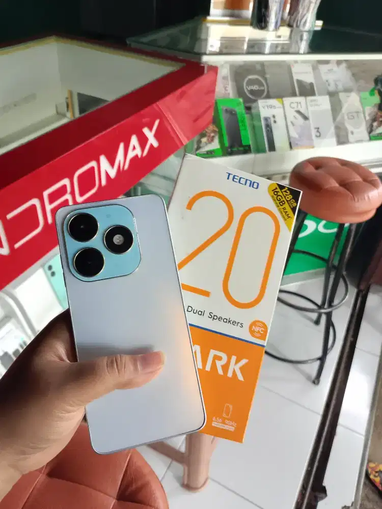 Tecno spark 20 ram 8/128