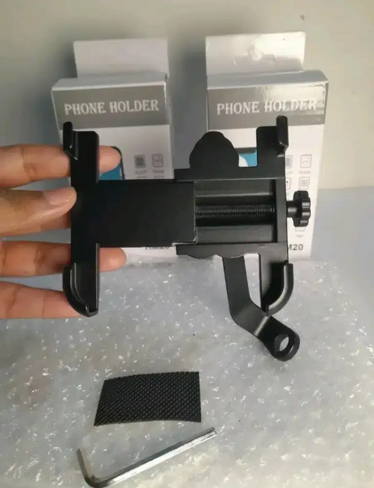 Phone Holder Bekas – Kondisi Bagus, Siap Pakai (Gratis!)