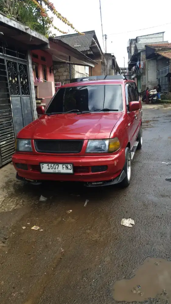 Dijual  mobil kijang kapsul