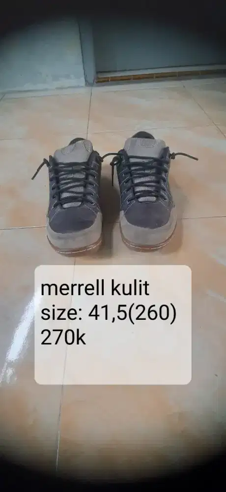 Sepatu kulit merrell