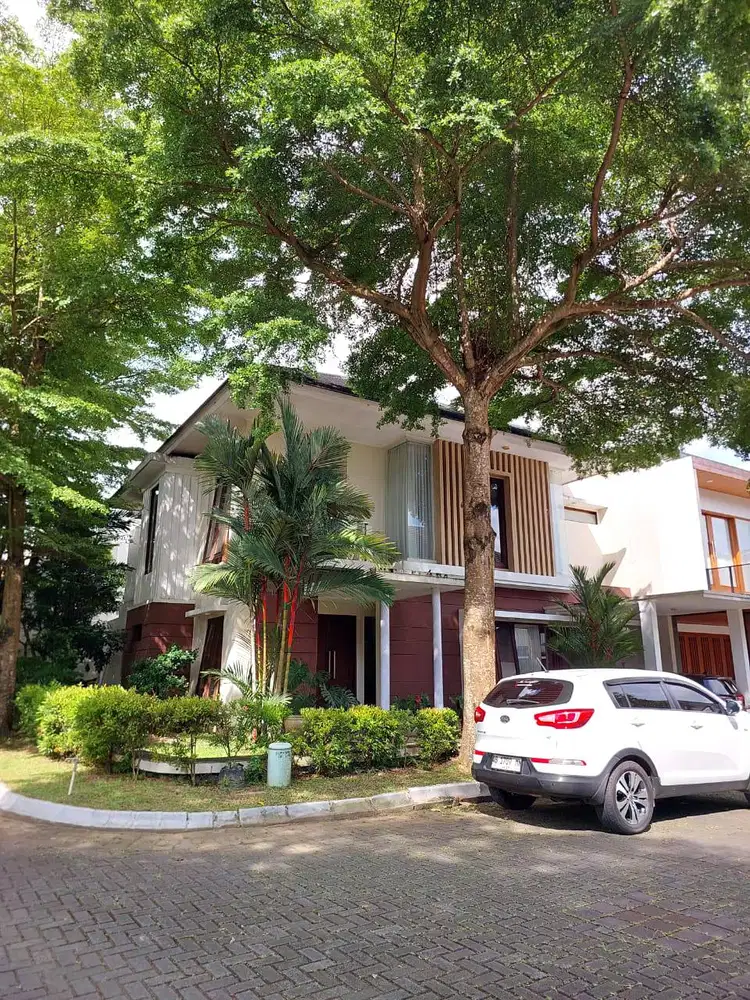 Rumah Hook Bonus Furniture di Bale Mulia Residence