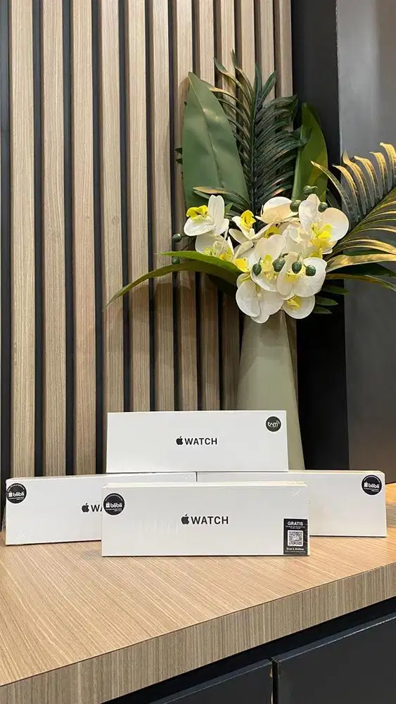 Brand new apple watch