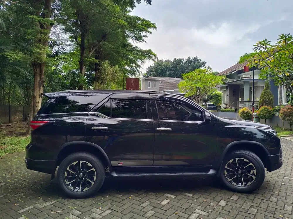 Toyota Fortuner GR 2022 Diesel