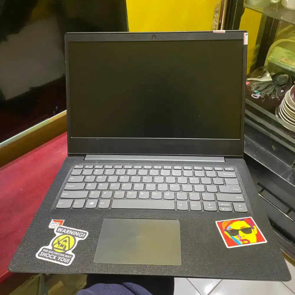 Jual Butuh Laptop Lenovo Ideapad S145 Ram 4GB HDD 1Tera