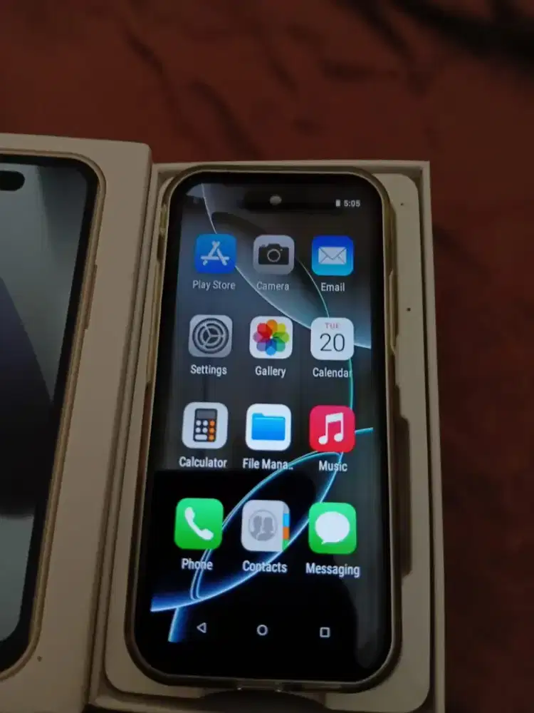 Android mini iphone 17 pro