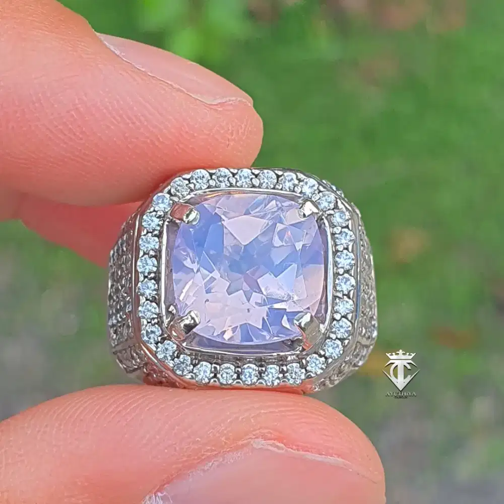 Batu Permata Natural Top Clean Lavender Amethyst 5.45 Ct NTE SKY Memo