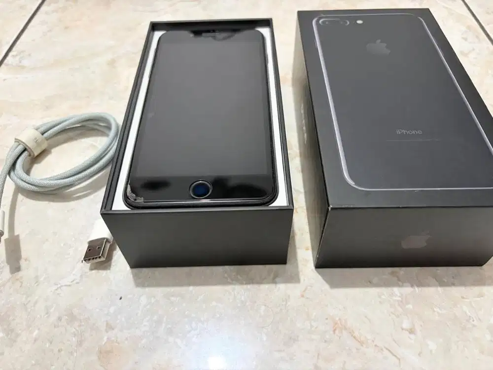 Iphone 7 Plus 128 GB (Black)