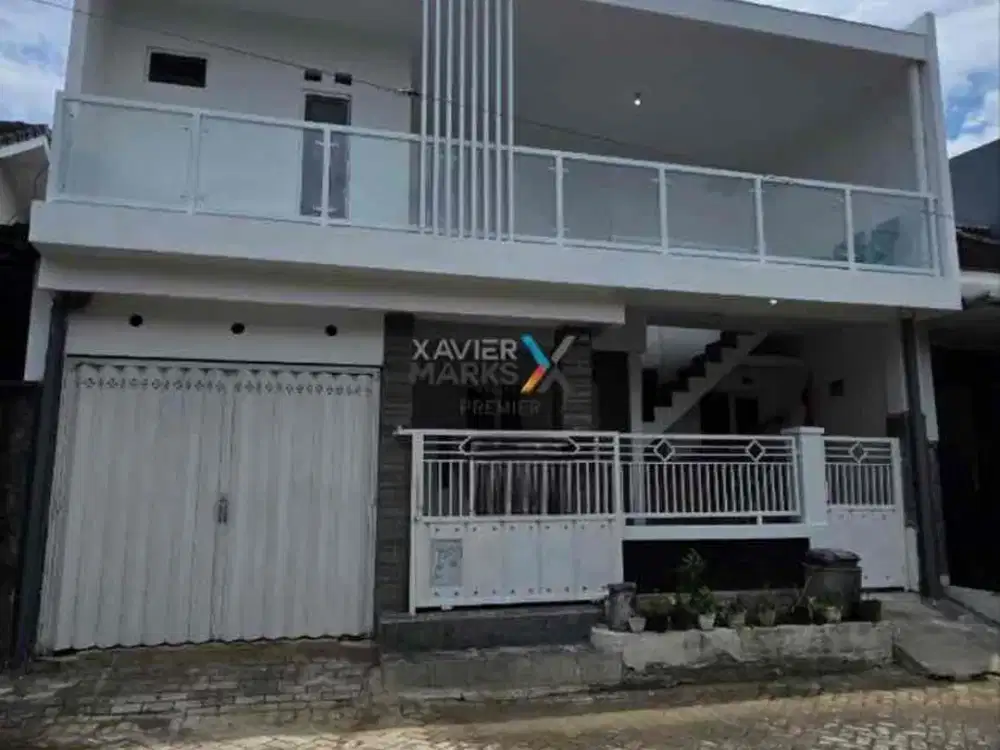 Rumah Modern 2 lantai di Green living residence Gadang Malang