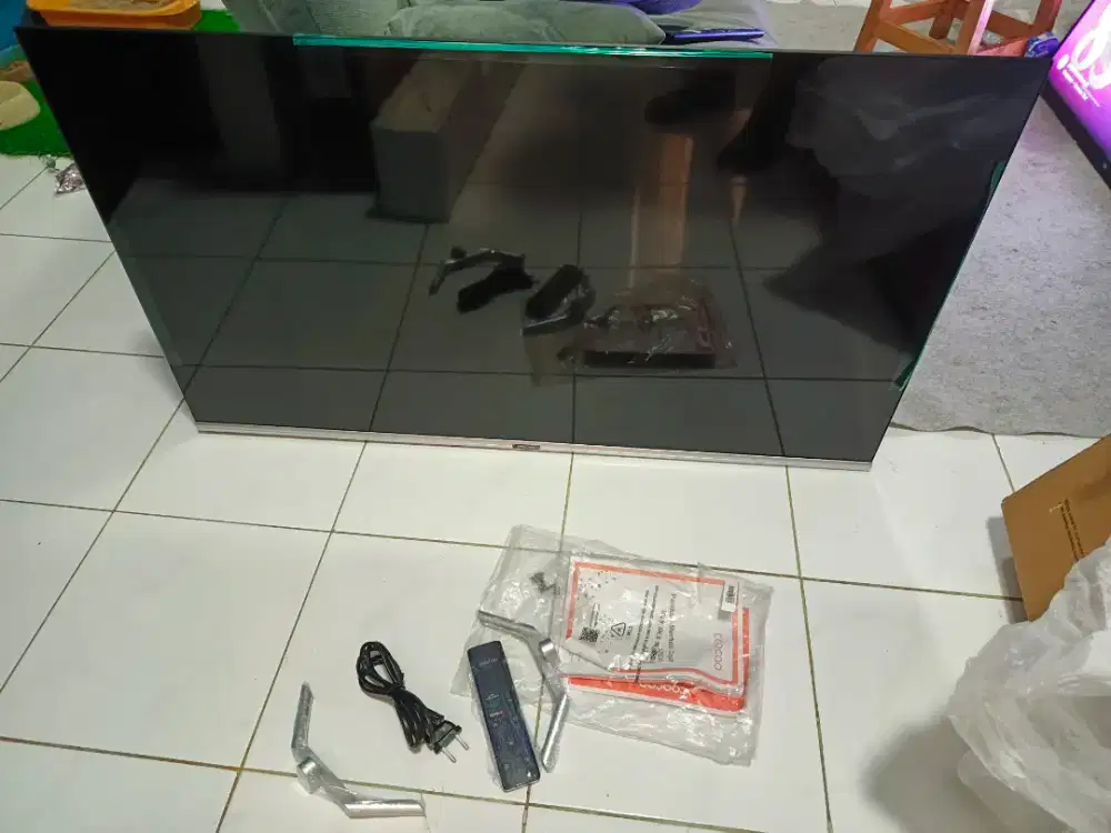 Coocaa smart tv 43 Baru