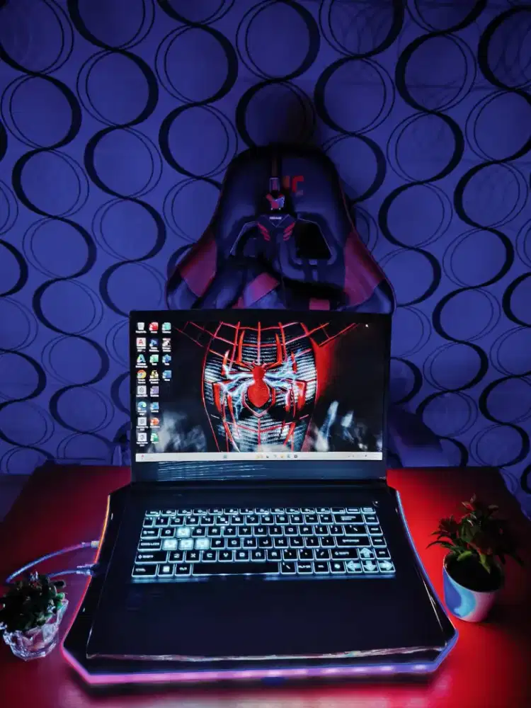 MSI Thin 15 B12UCX FULLSET BOX [GEN 12] SSD 512GB DUAL VGA Nvidia RTX