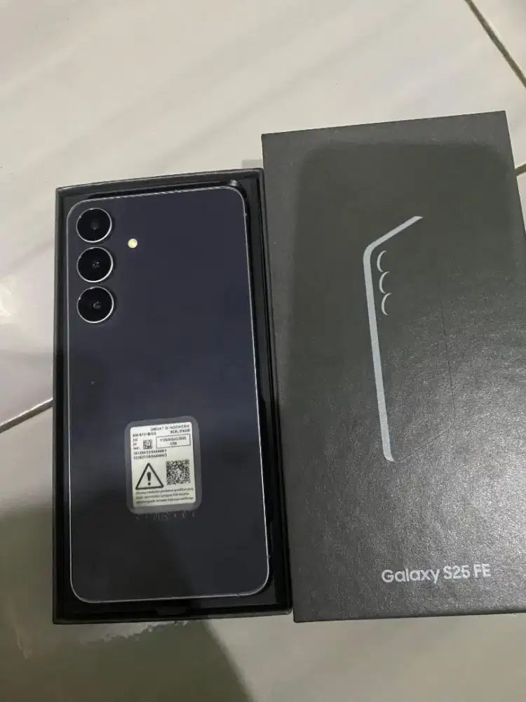 Menjual samsung s25fe