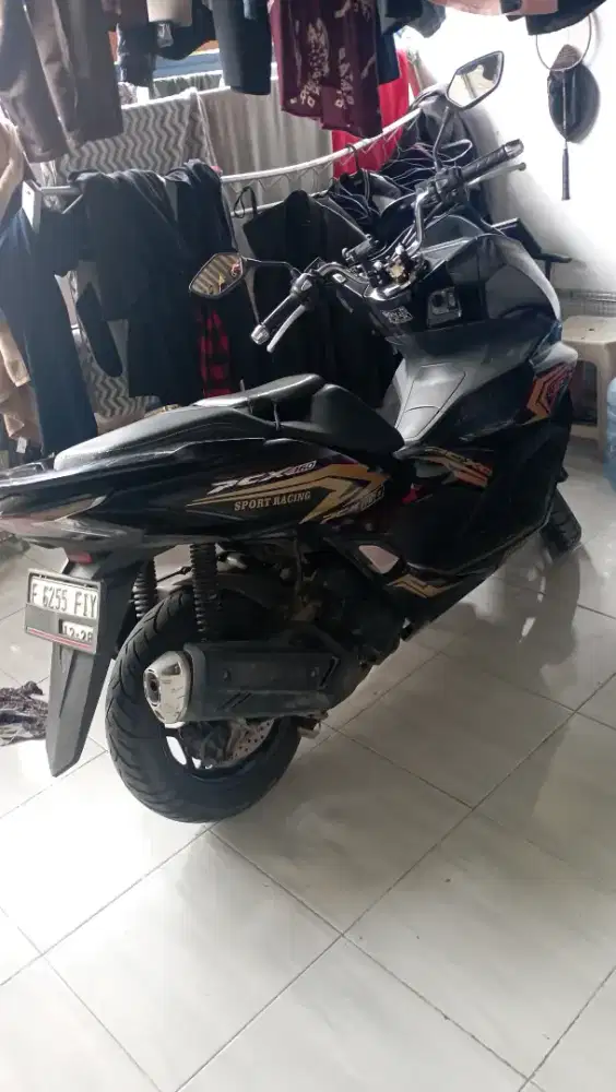PCX CBS 160 Hitam glosy
