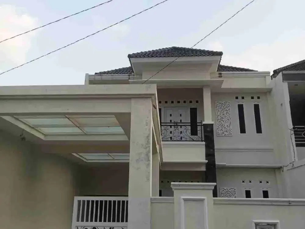 Rumah mewah 2 lantai dekat Samsat Purwokerto