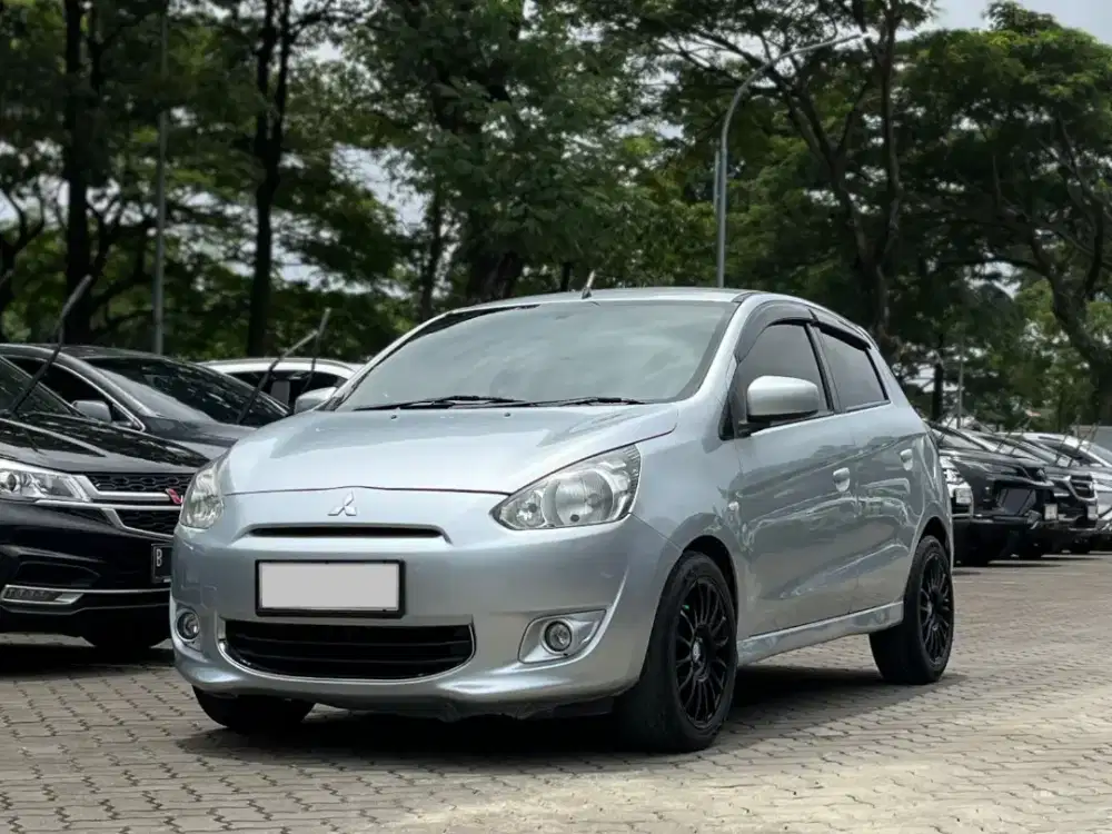 TERMURAH!! MITSUBISHI MIRAGE 1.2 GLS AT MATIC 2013 SILVER, KM 95RB